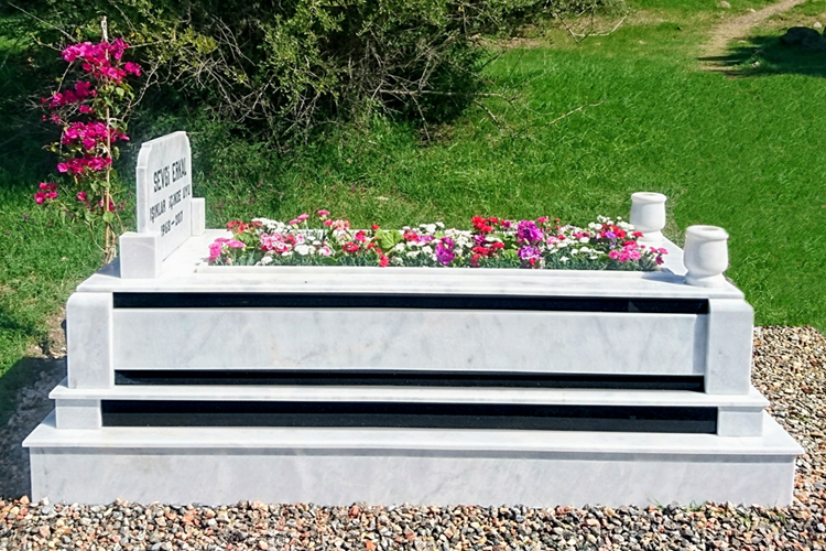 Sivas Mermer Mezar Yapımı